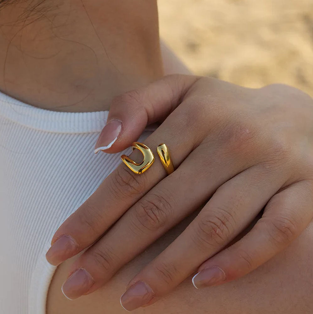 Asymmetry Flow Gold-Plated Adjustable Ring - Amalfa