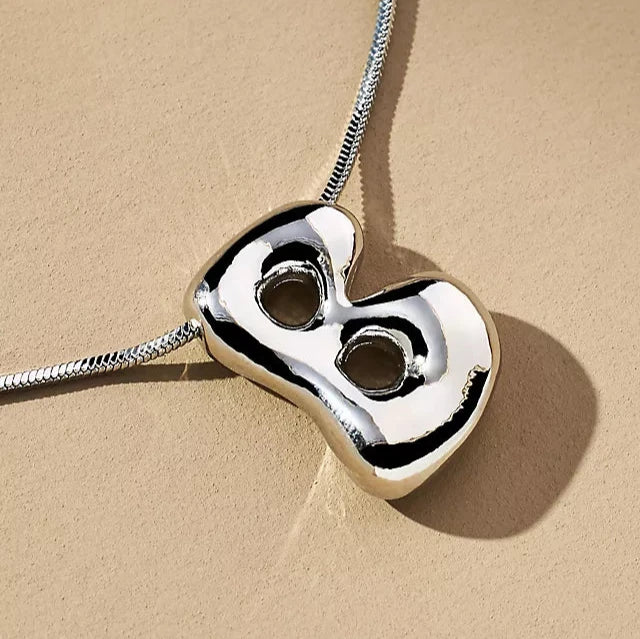 B initial pendant