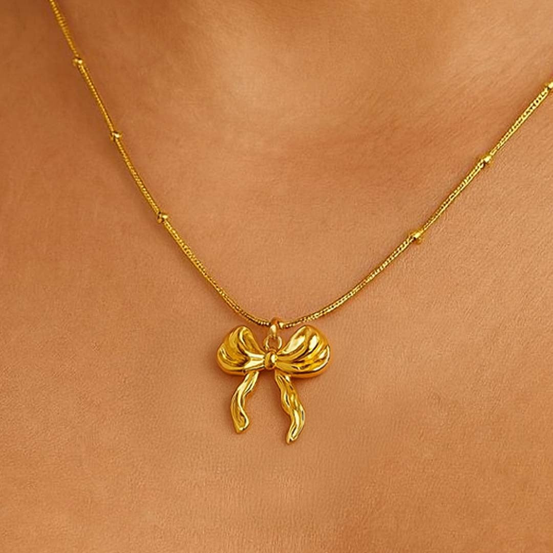 Beaded Bow Pendant Necklace in Gold