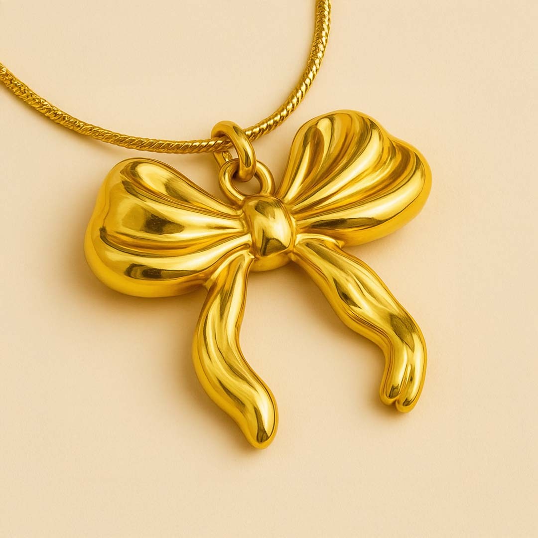 Beaded Bow Pendant Necklace in Gold