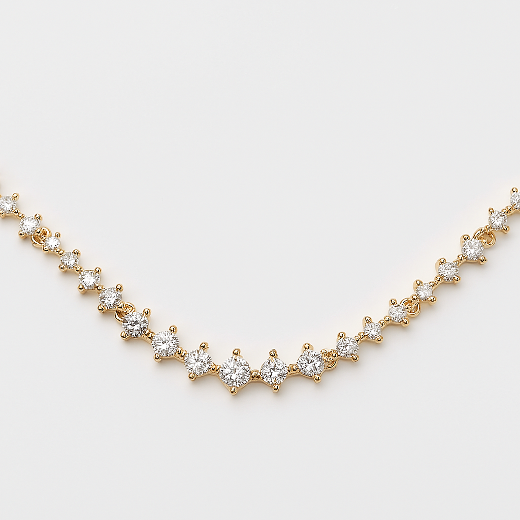 Gold necklace with diamonds