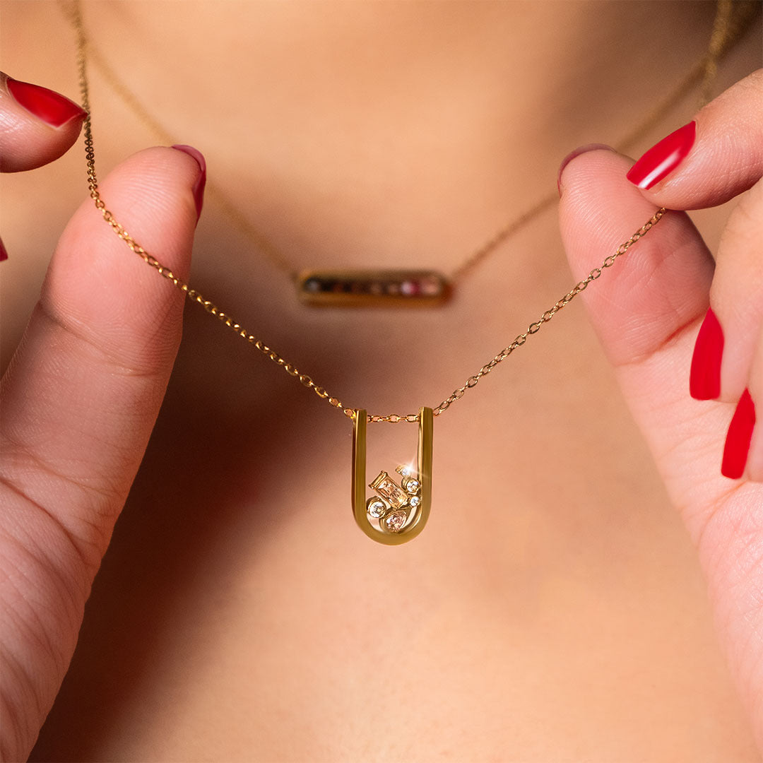 Gold necklace with a pendant