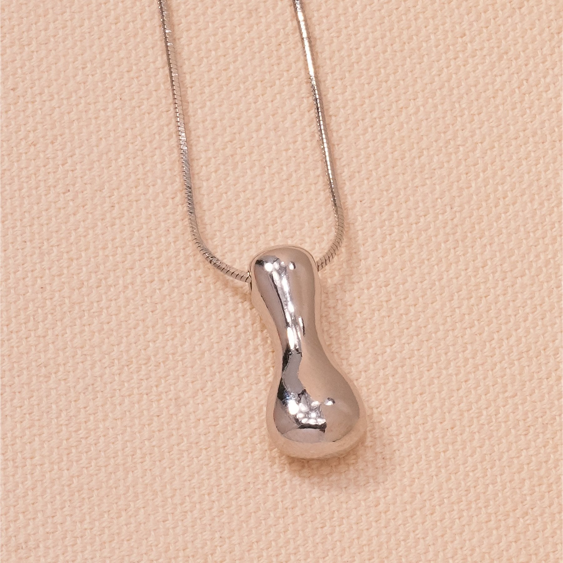 Hana Initial Necklace For Soulmate - Amalfa