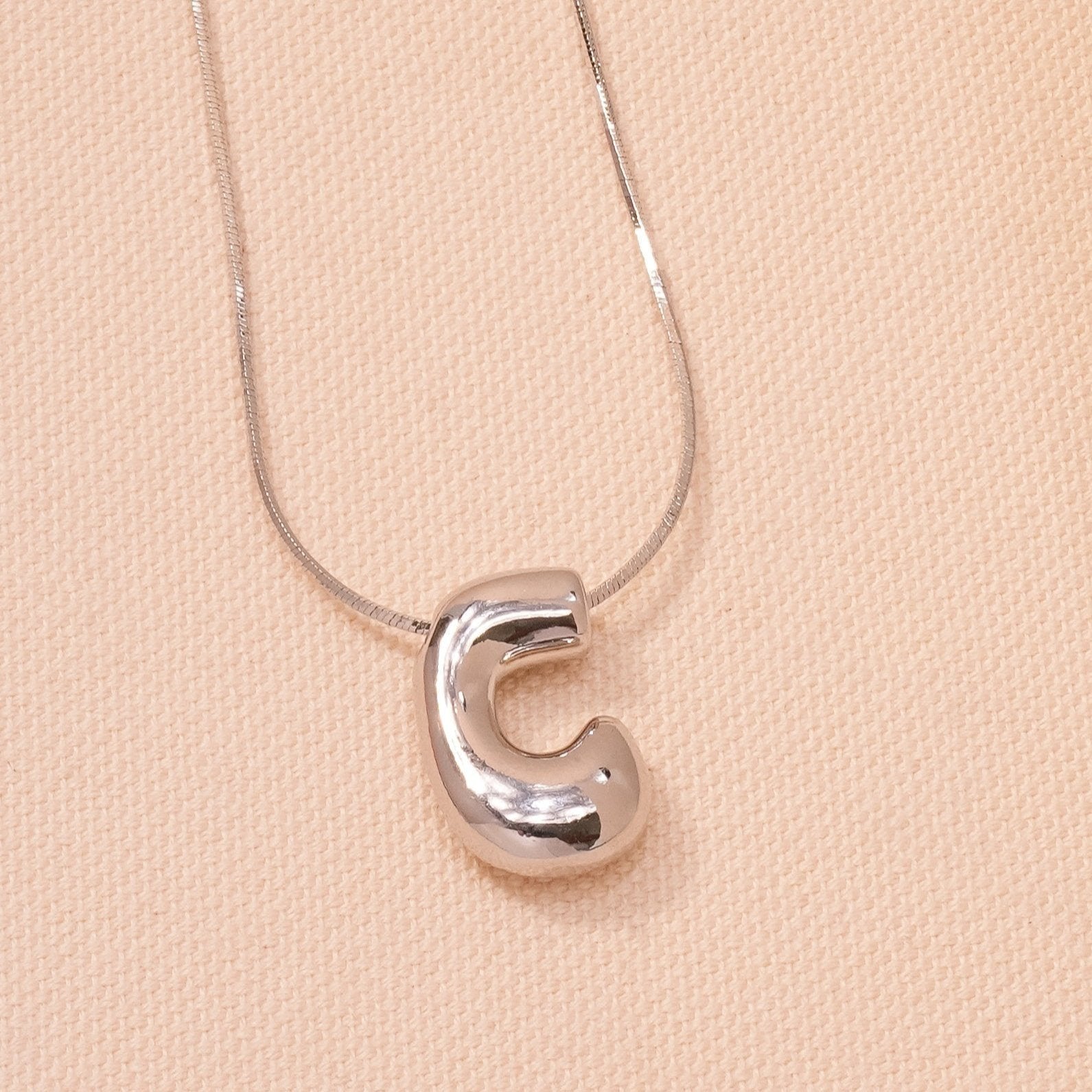 Hana Initial Necklace For Soulmate - Amalfa