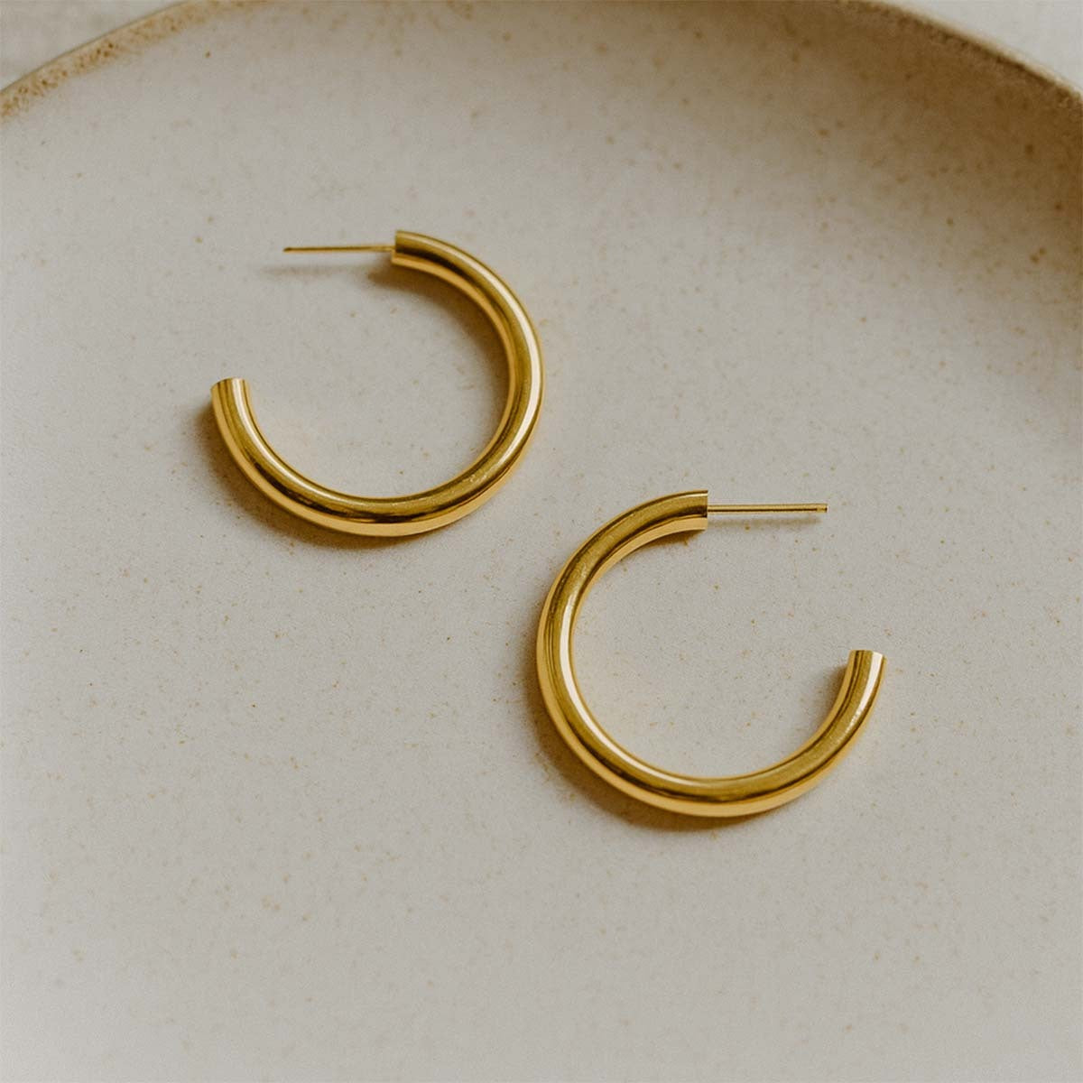 Imogen Timeless Hoop Earrings - Amalfa