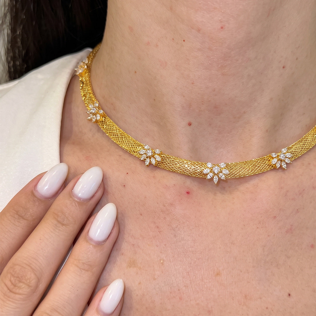 Laurel Necklace & Earrings Set