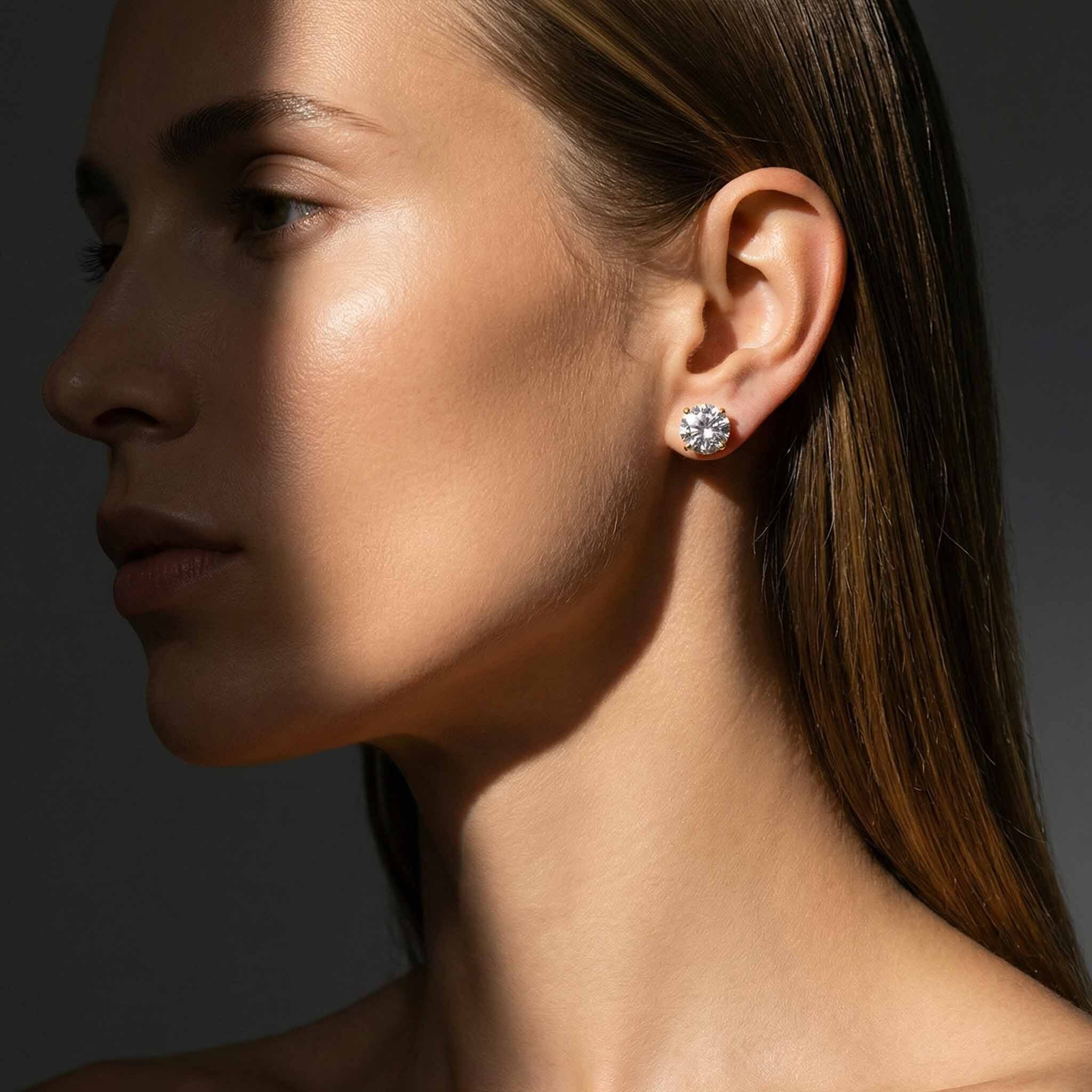 Modern stud earrings for women with crystal top for women