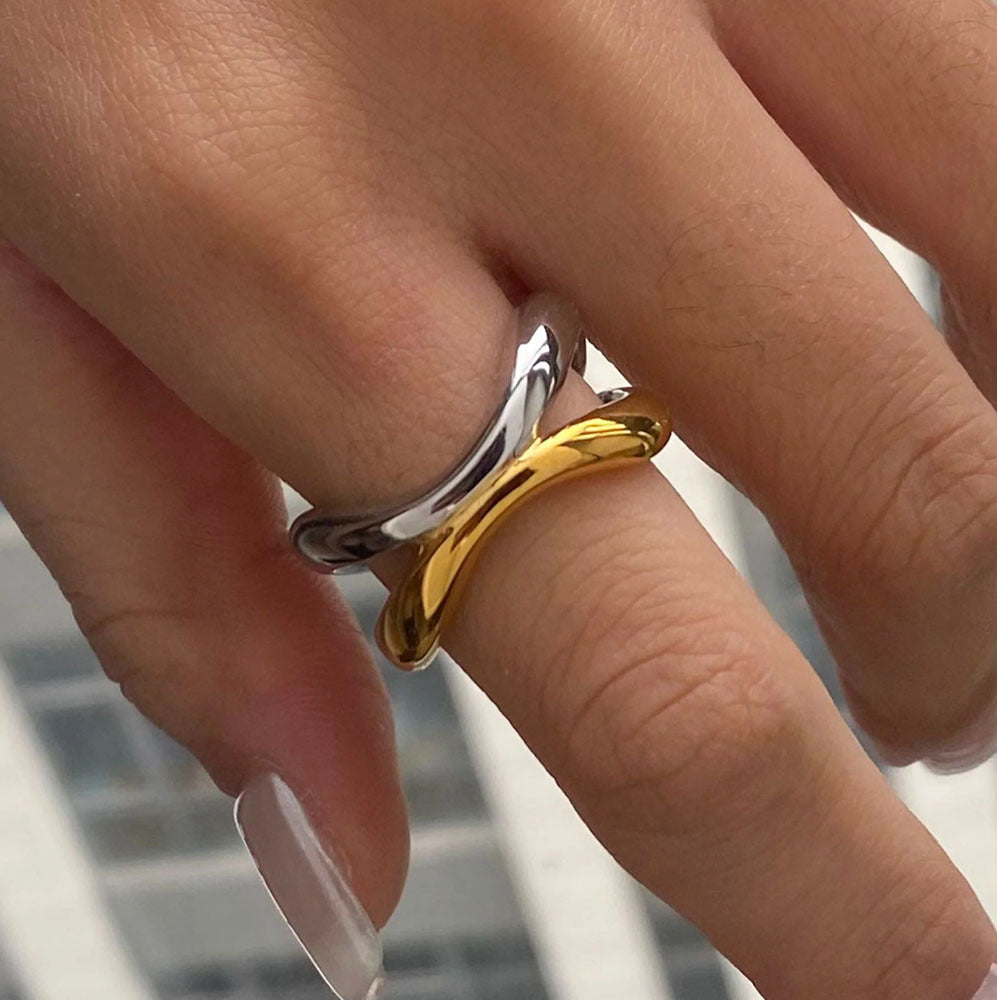 Molten Twist Mixed-Metal Crossover Ring - Amalfa