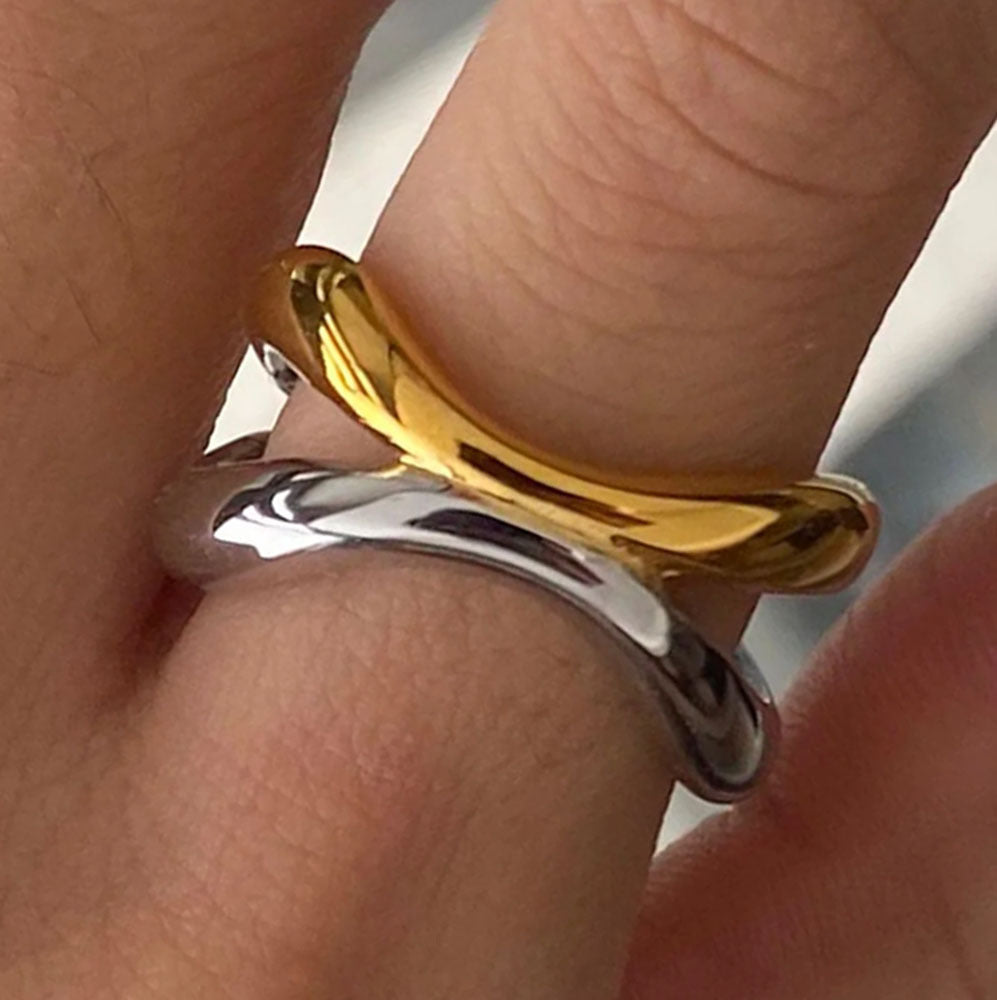 Molten Twist Mixed-Metal Crossover Ring - Amalfa
