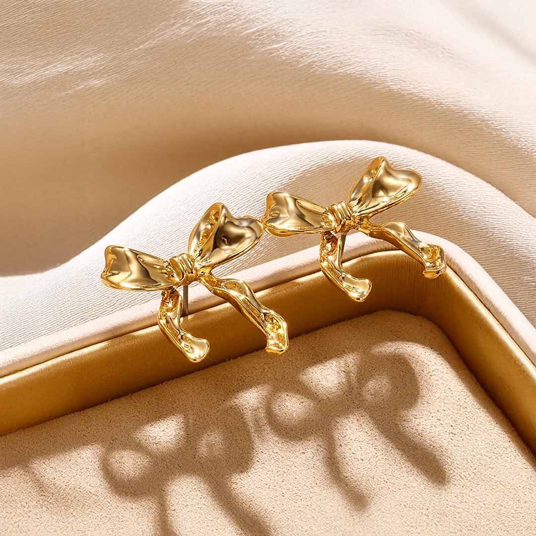 Ribbon Loop Bow Stud Earrings