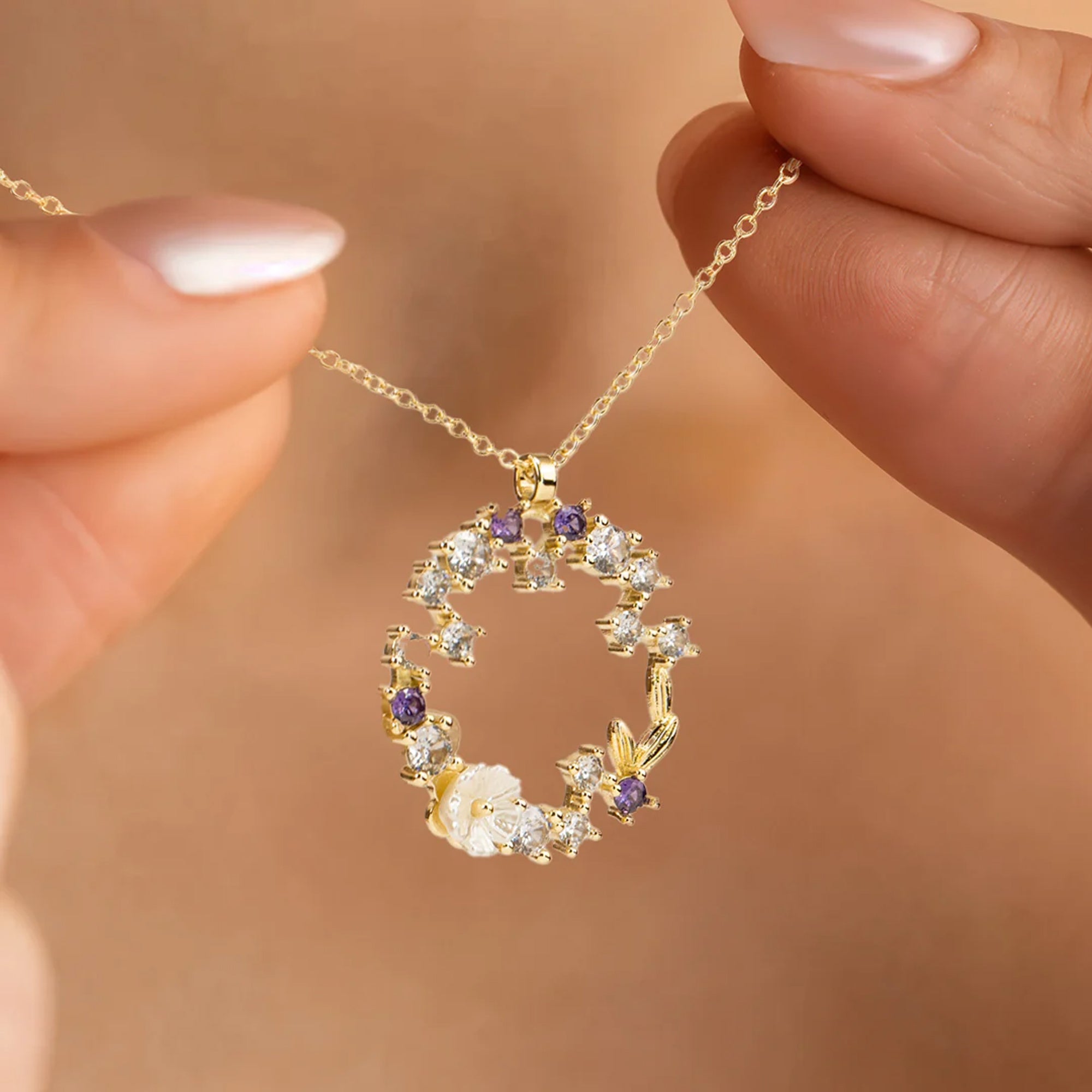 Ariana Blossom Necklace To Daughter
