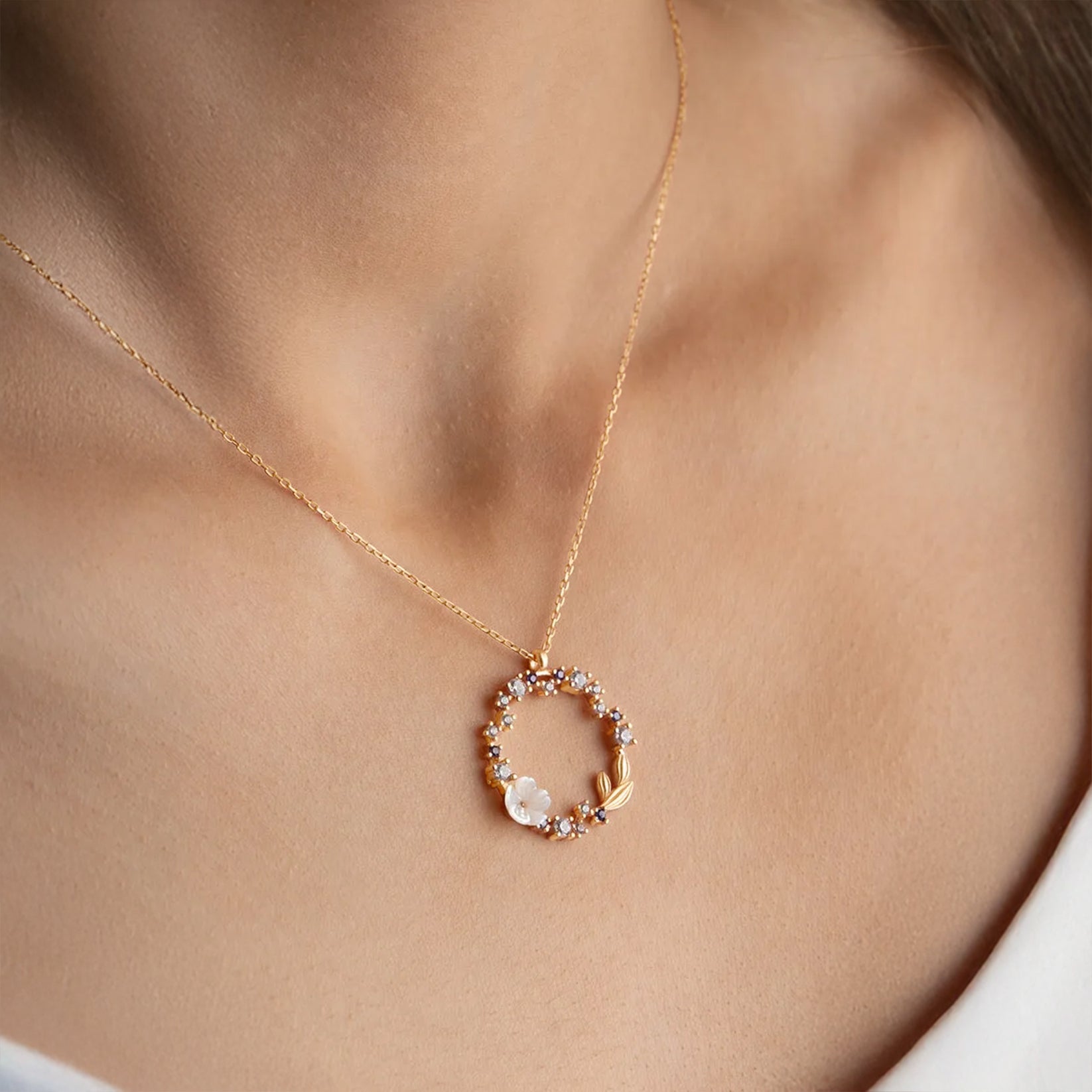 Ariana Blossom Necklace To Daughter