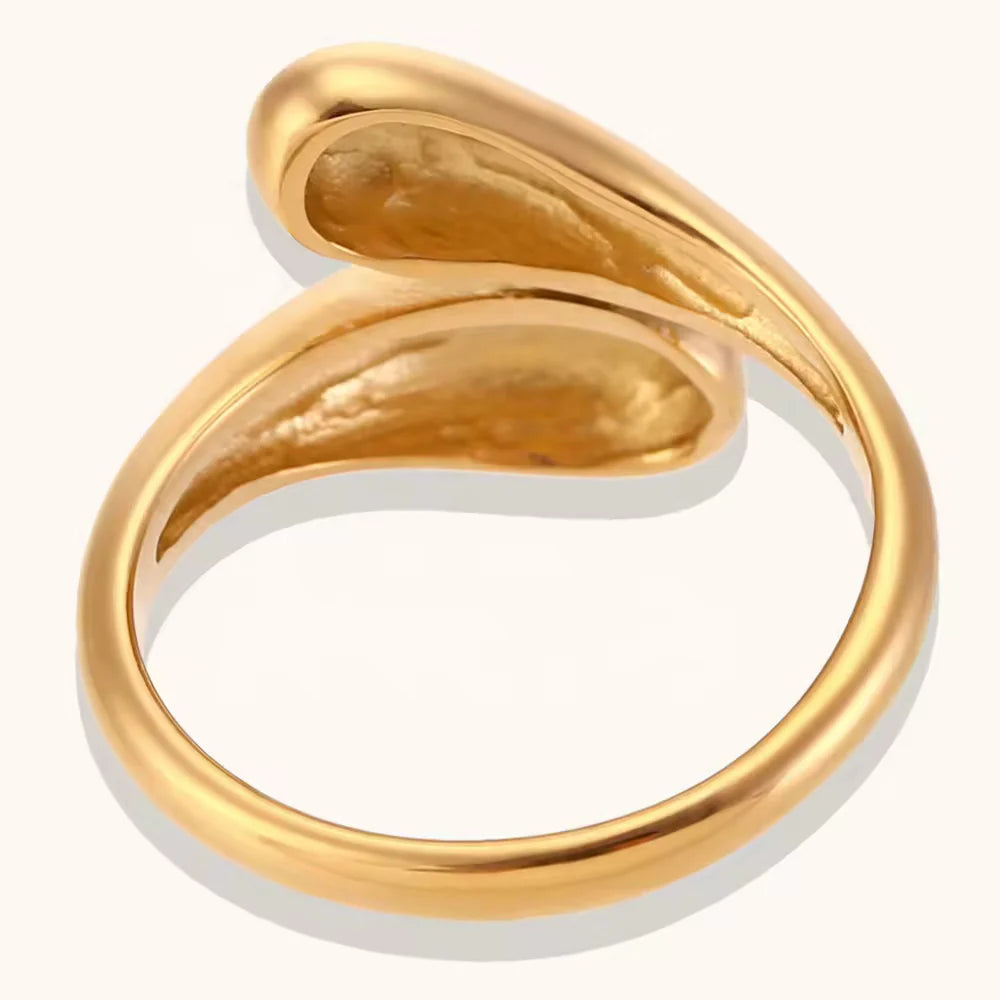 Open Curve Spiral Gold-Plated Minimalist Ring - Amalfa