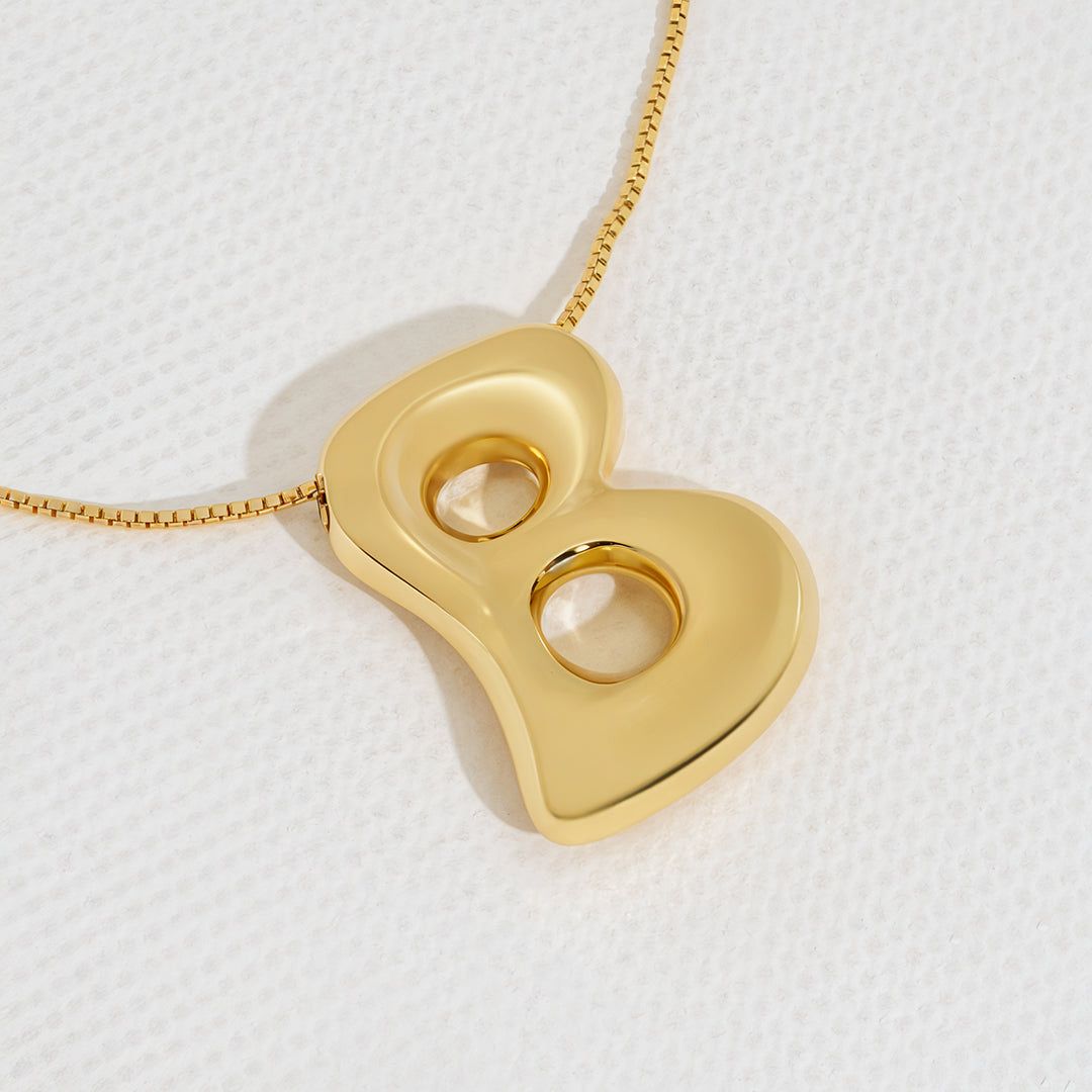 Hana Bubble Initial necklace