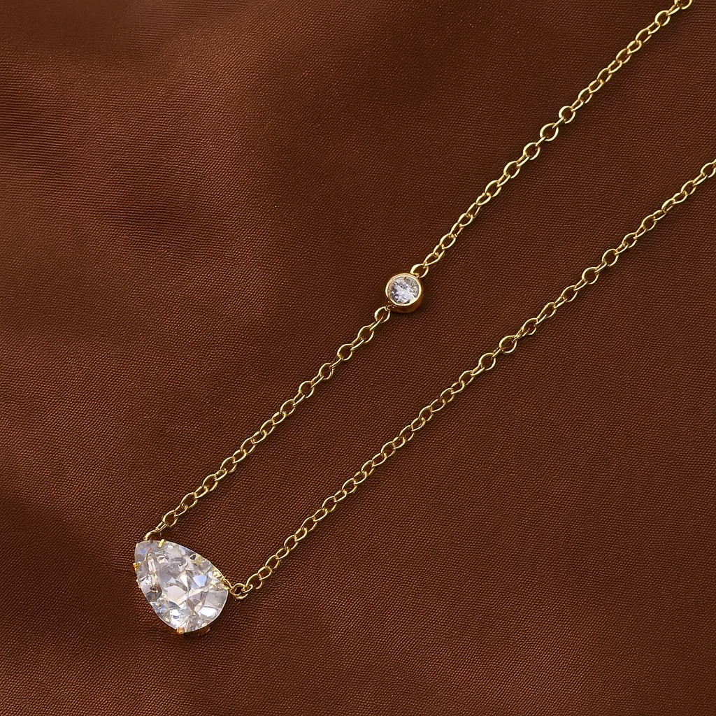 Lira Teardrop Pendant Necklace For Women - Amalfa