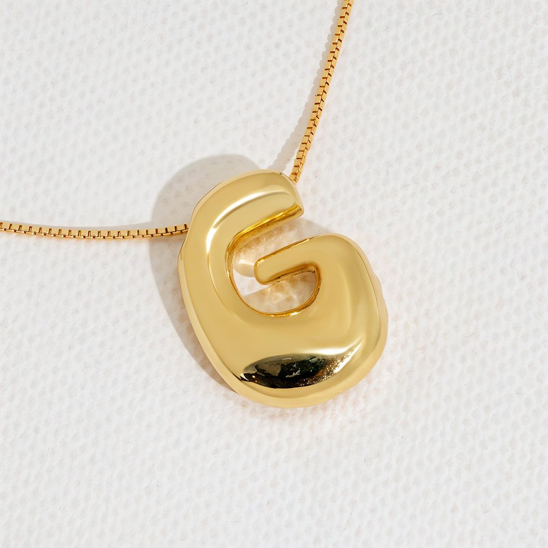 Hana Bubble Initial necklace
