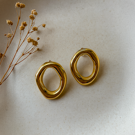 Soft Form Oval Loop Hoops Earrings - Amalfa