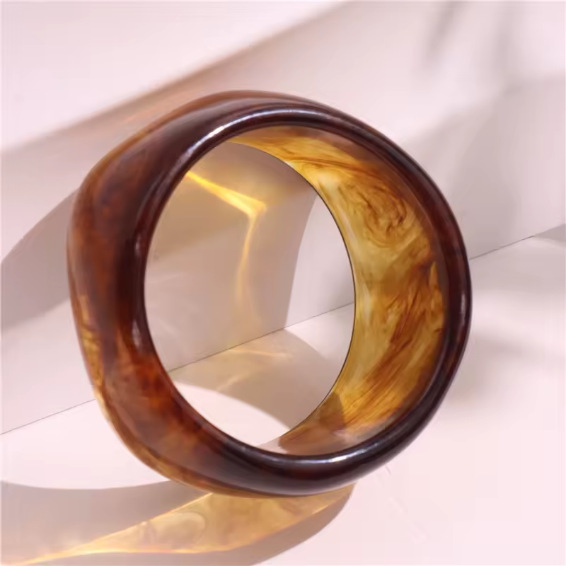 Vetra Chunky Resin Bangle Bracelet For Women