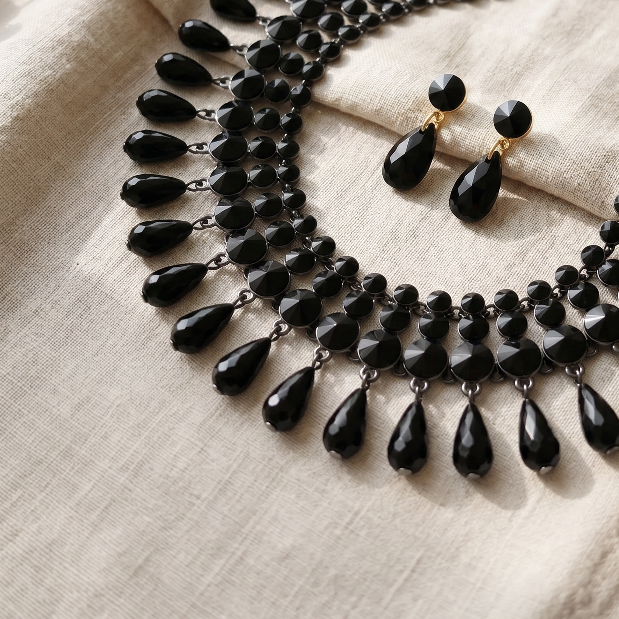 Bianca Noir crystal Drop Set