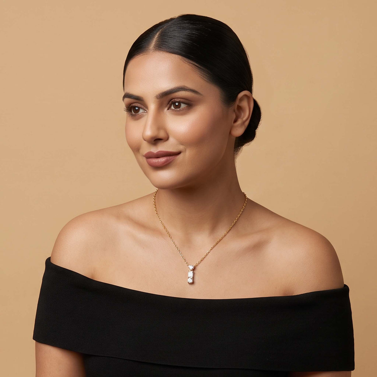 Inaya Heart Shaped Necklace For Women