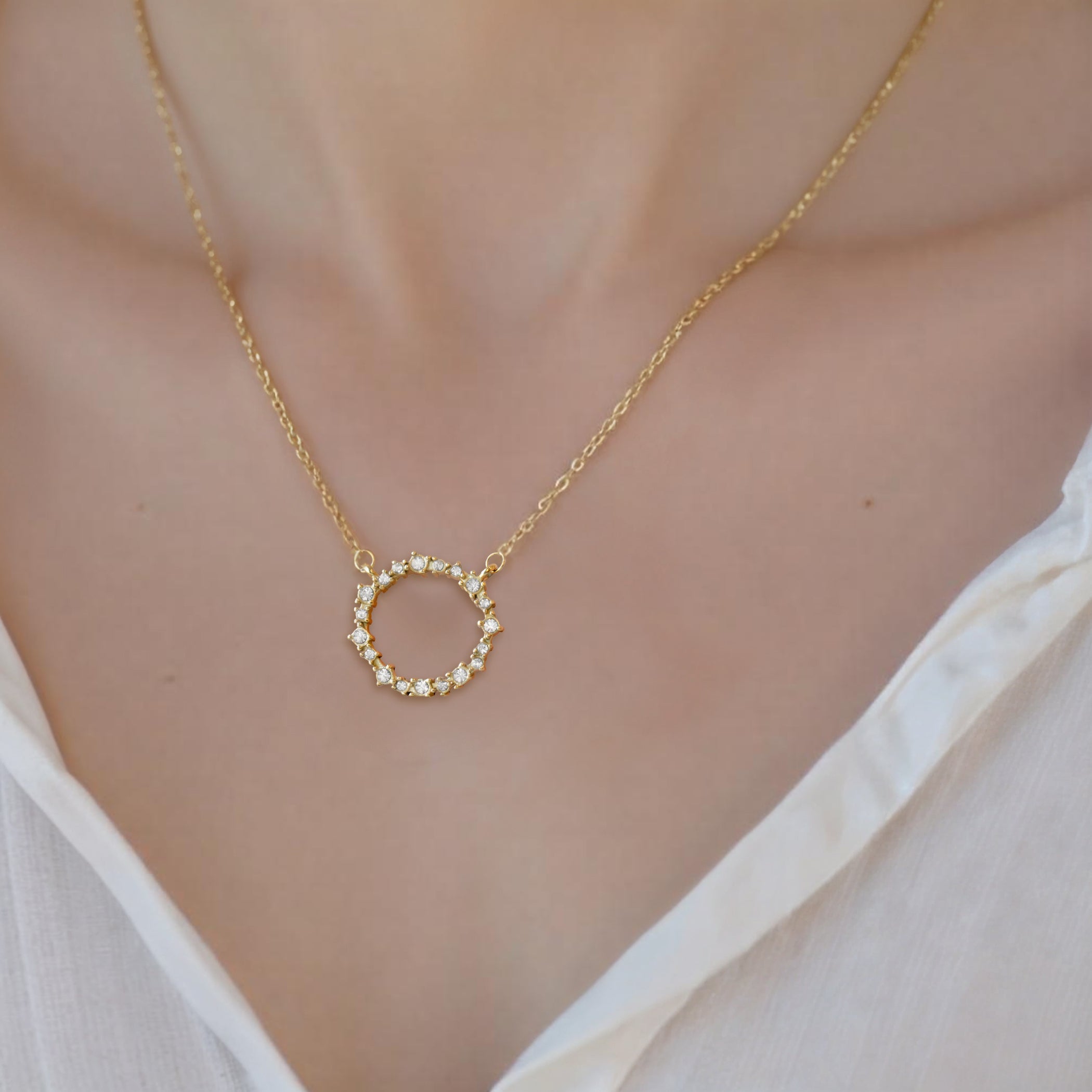 Lily Elegant Circle Necklace for Women - Amalfa