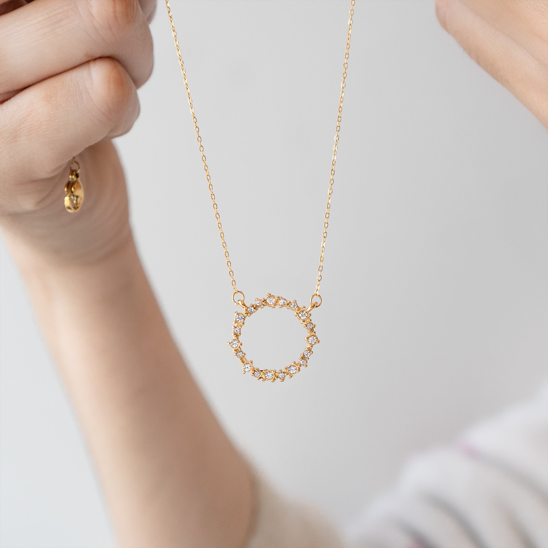 Lily Elegant Circle Necklace for Women - Amalfa