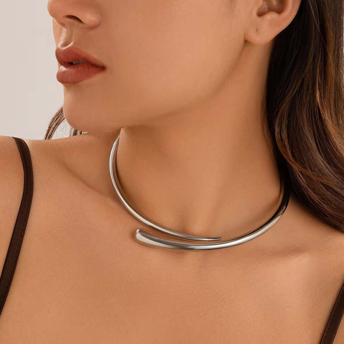Lily’s Silver Harmony Choker - Amalfa