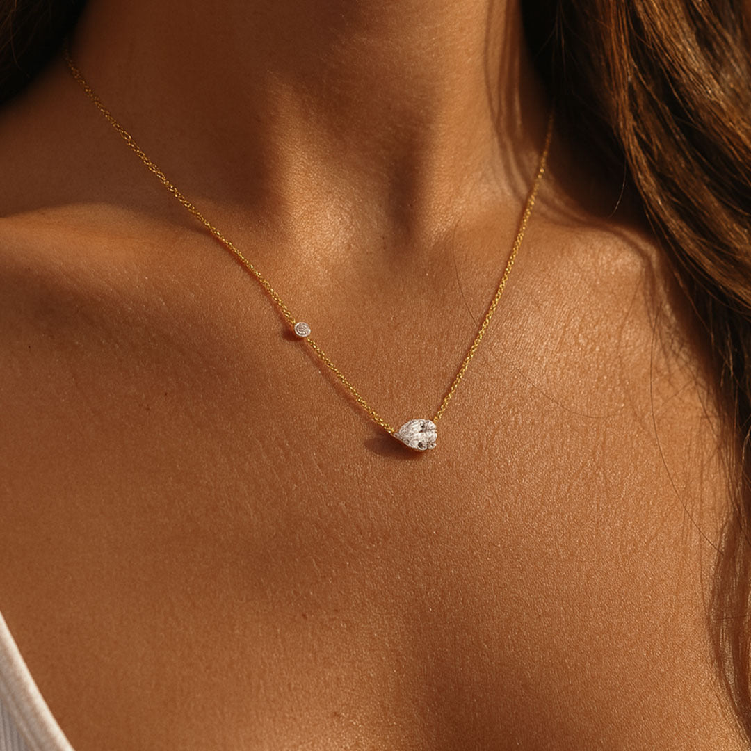 Lira Teardrop Pendant Necklace For Women