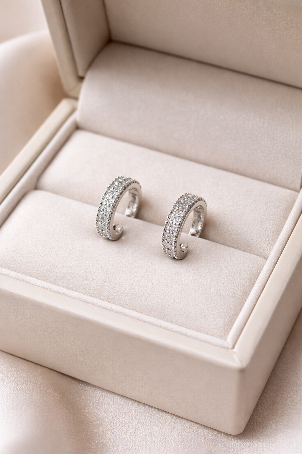 Glintia Halo Ear Cuff