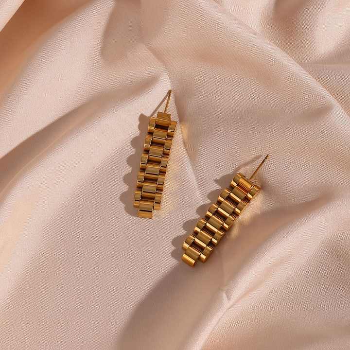 Amira Gold Geometric Drop Earrings for Women