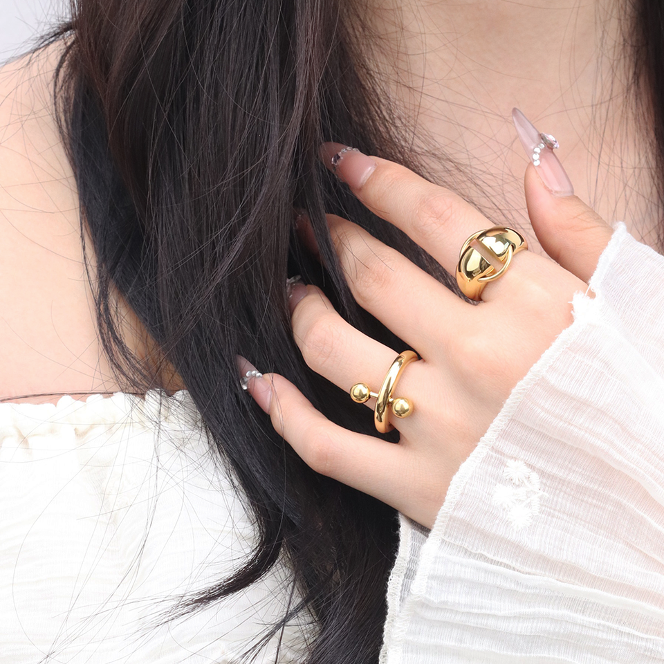 Kairo Gold Knot Statement Ring