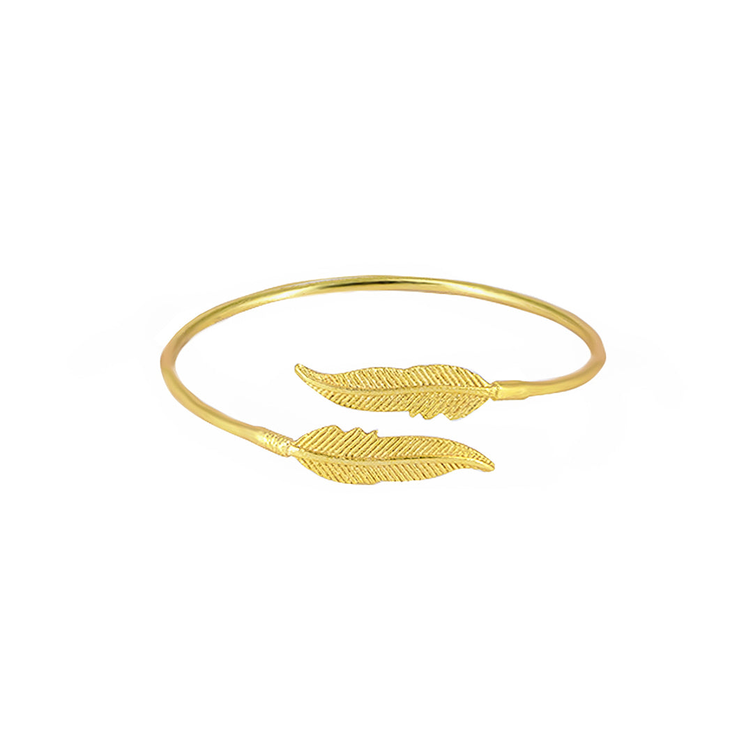 gold bracelet