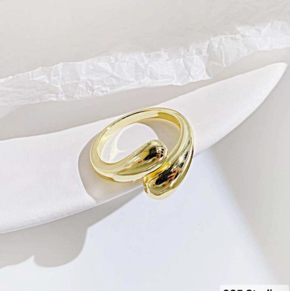 Molten Wrap Statement Ring - Amalfa