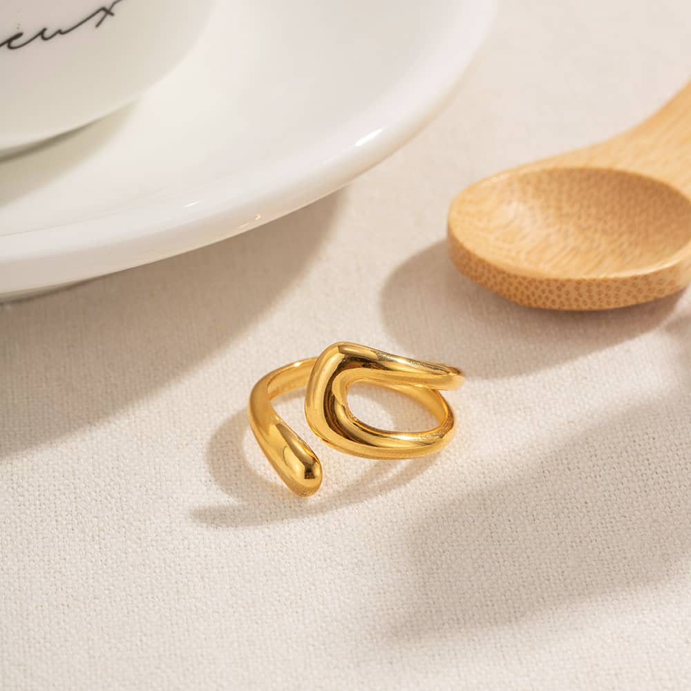 Asymmetry Flow Gold-Plated Adjustable Ring