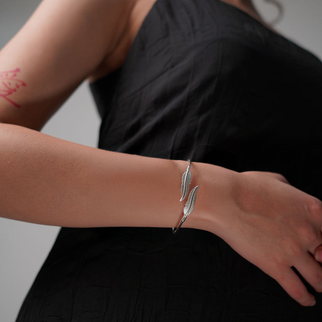 Silver leaf bracelet 