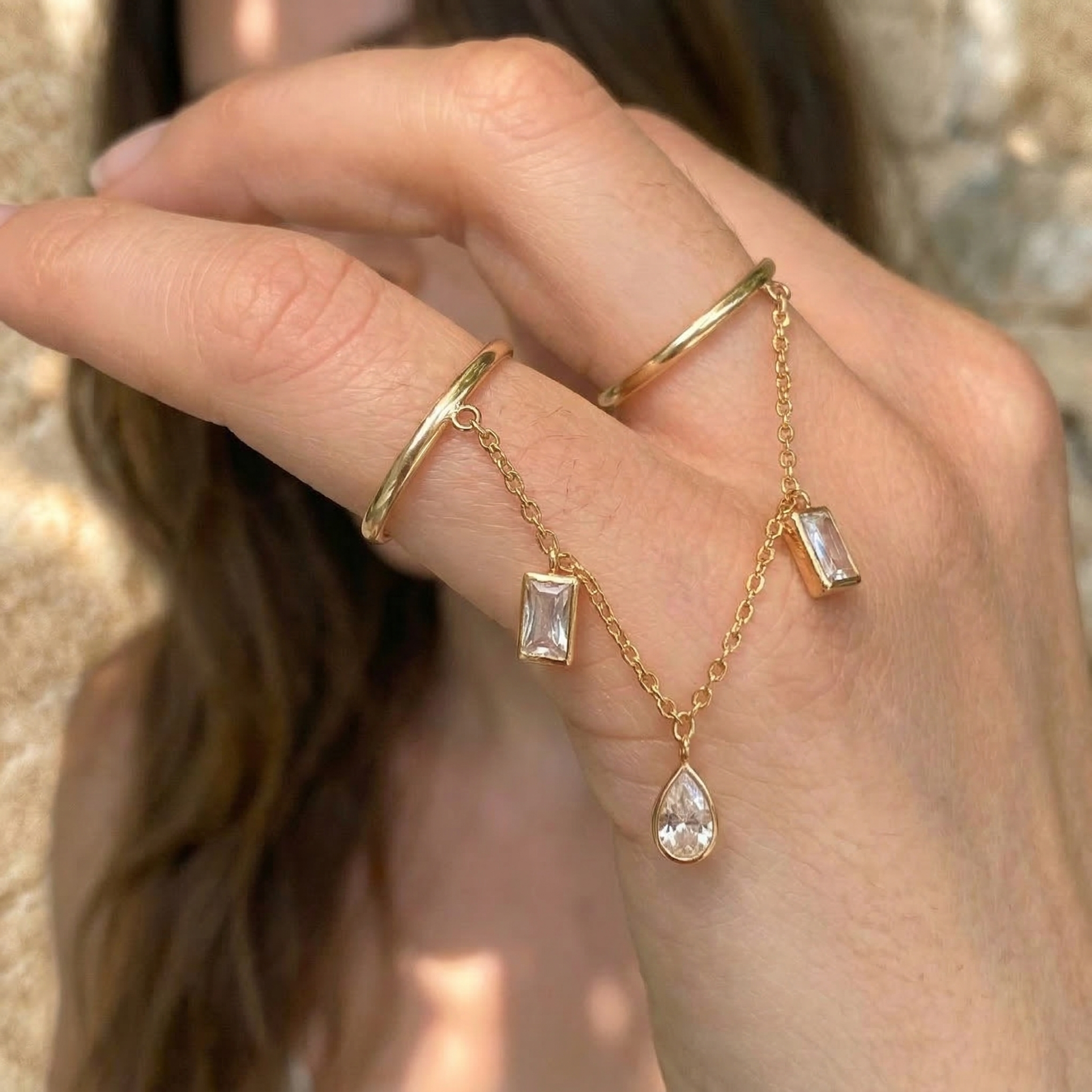 Leo Double Finger Chain Ring