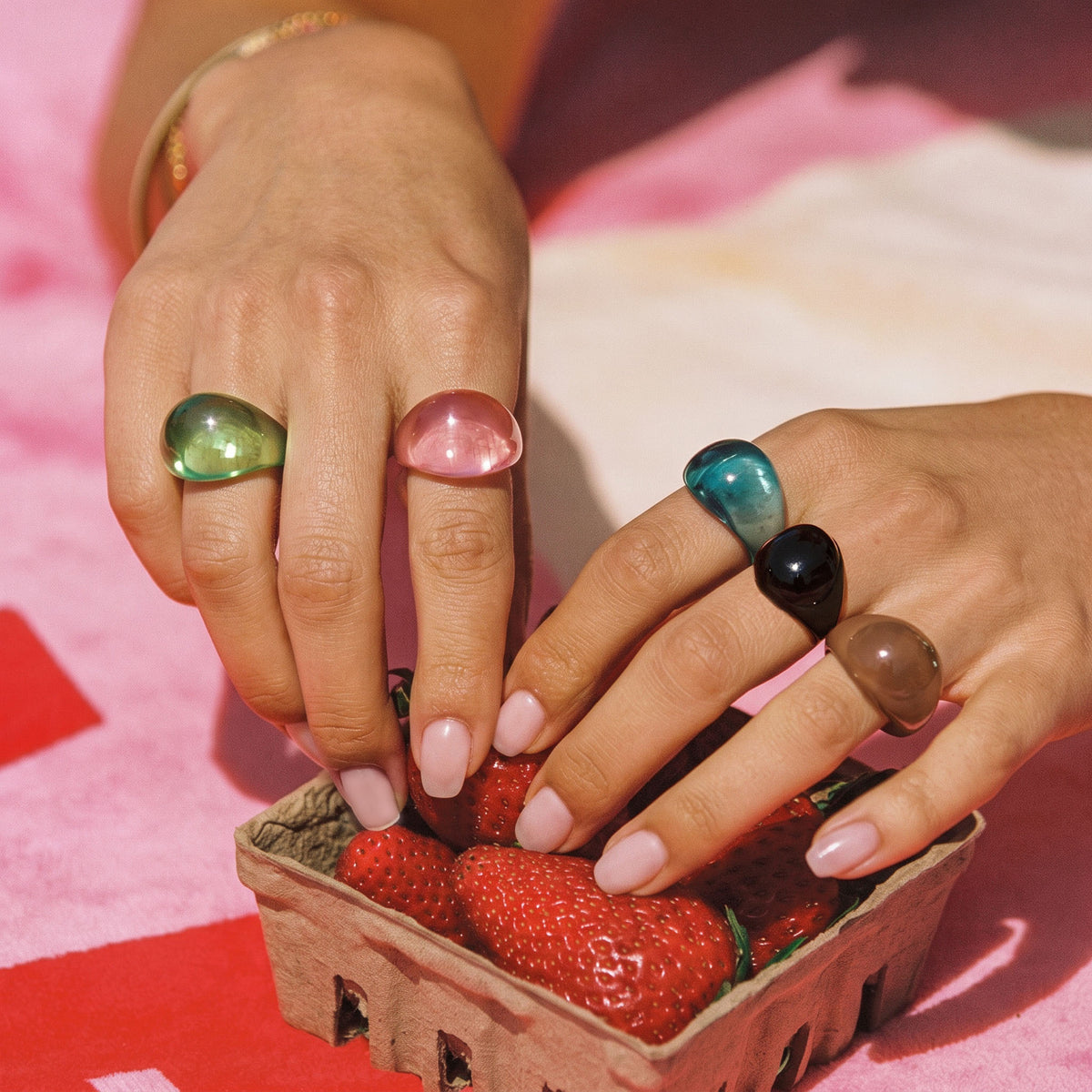Clara Noir Orb Ring