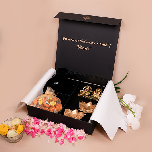 Amor Infinity Heart Ring  Gift Box