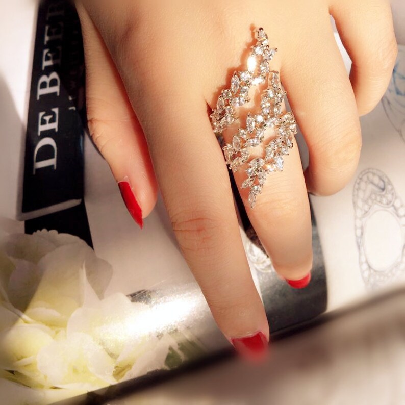 Sparkling Leaf Design Statement Ring