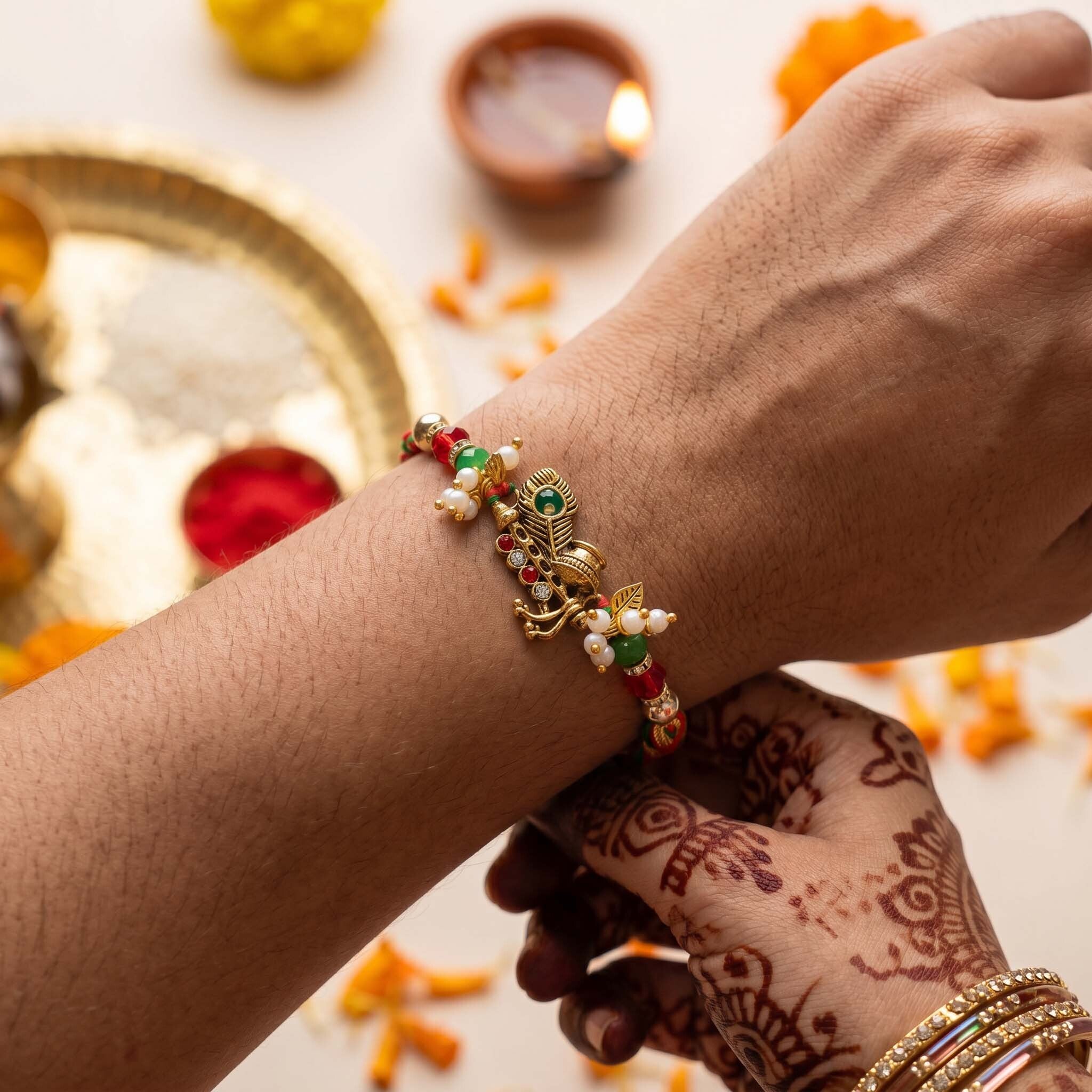 Aaravya Bandhan Rakhi Set