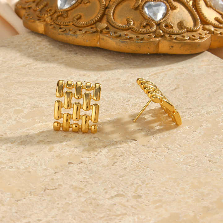 Jovi Bold Stud Earrings - Amalfa